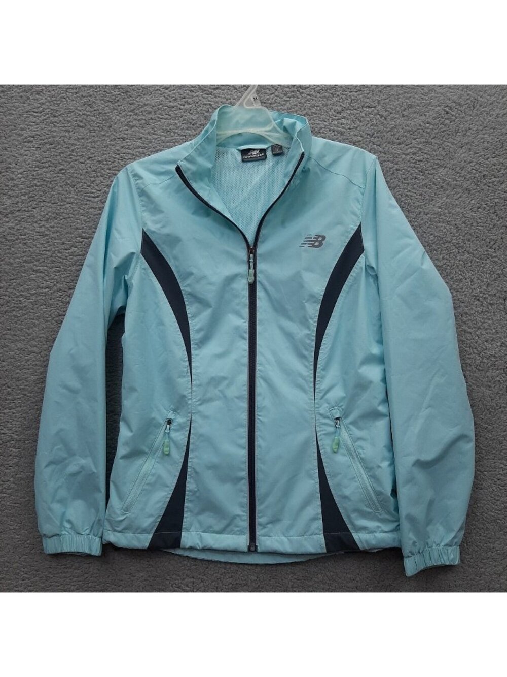 New Balance Womens Mint Green Running jacket Small S  Lightweight windbreaker